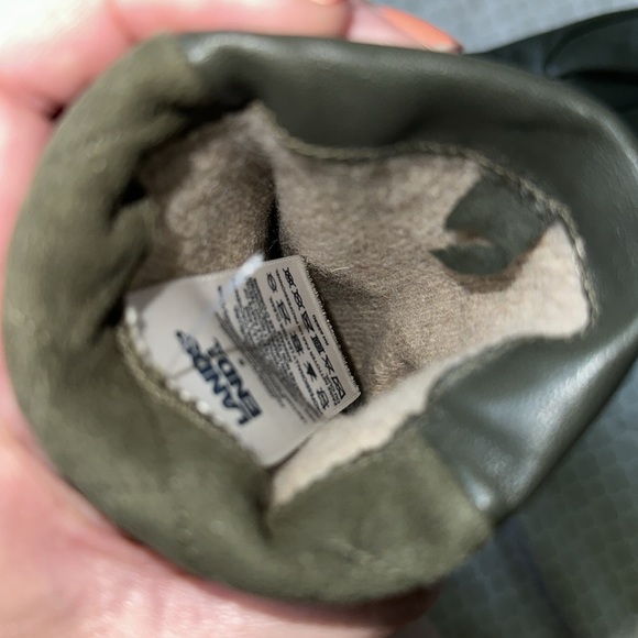 Women's EZ Touch Screen Quilted Suede Gloves - Picture 7 of 7